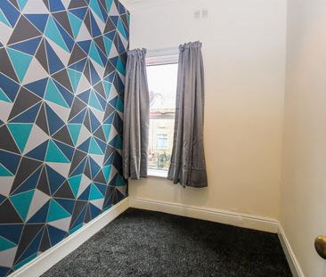 Fountain Street, Morley, Leeds - Photo 2