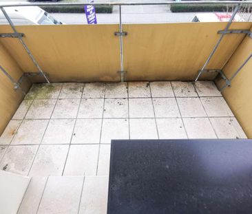 Handwerkerwohnung mit Balkon - 3 RW im 1.OG - günstige Miete durch ... - Photo 6