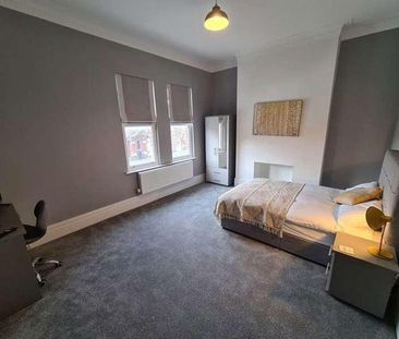 Rooms At Hartington Street, Barrow-in-furness, LA14 - Photo 2