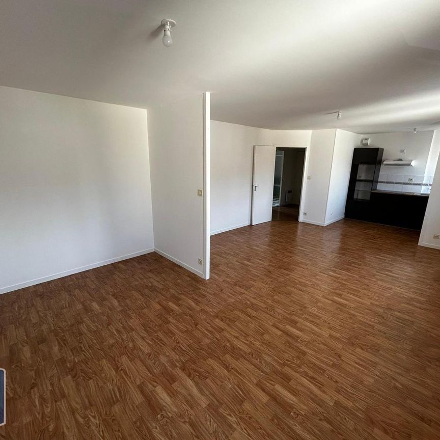 Location Appartement 3 pièces 66m² CHOLET 49300 - Photo 1