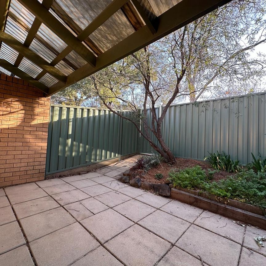 33/25 Pinkerton Circuit, Kambah ACT 2902 - Townhouse For Rent | Domain - Photo 1