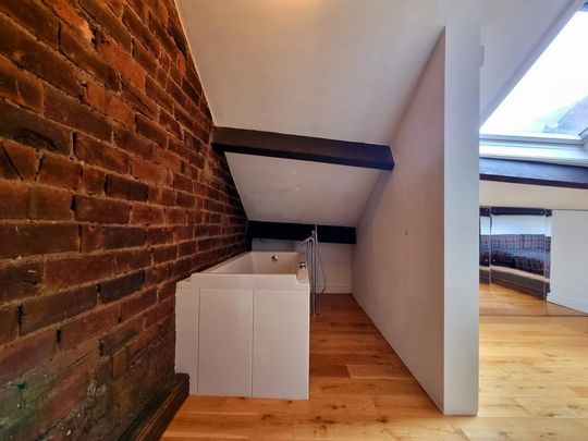 2 bedroom penthouse to rent - Photo 1