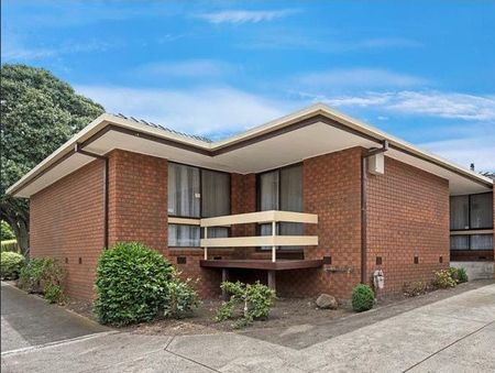 1/12 Oriel Road, Ivanhoe - Photo 5