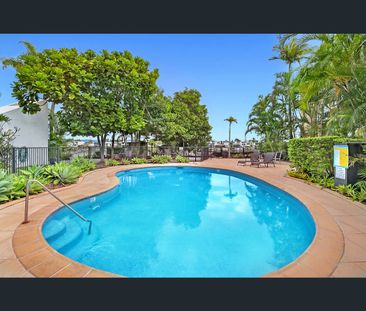 4/2916 Gold Coast Highway, Surfers Paradise, Qld 4217 - Photo 3