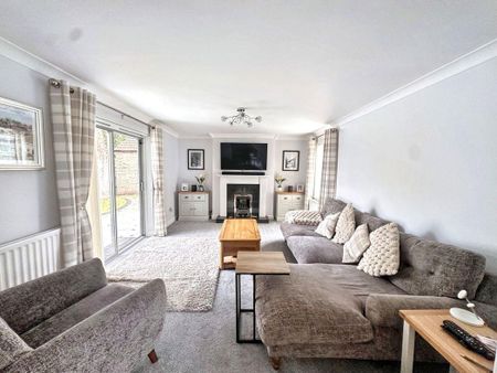 Parkshiel, South Shields, South Shields, Tyne and Wear, NE34 8BU - Photo 2