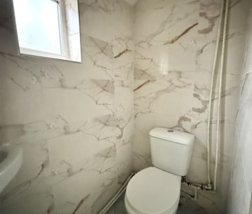 Kingsway, Stoke, Coventry - - Photo 1