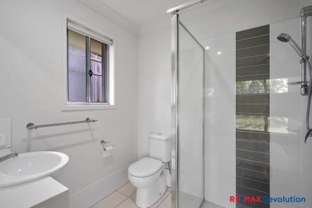 64 Ridgevale Boulevard,HOLMVIEW - Photo 2