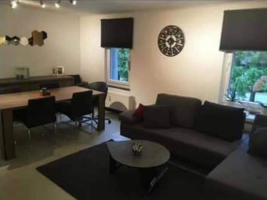 Appartement te huur - Foto 1