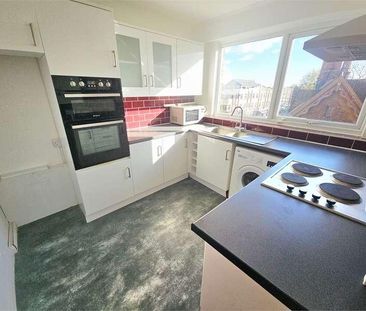 St Clements Court East, Leigh On Sea, Leigh On Sea, SS9 - Photo 5