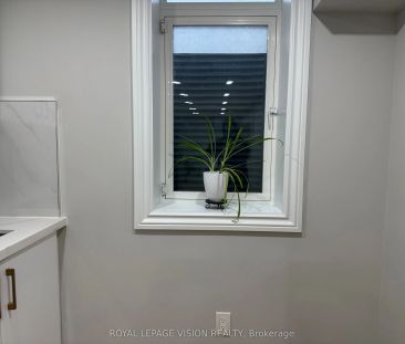 108 Pentland Crescent #Basement - Photo 3