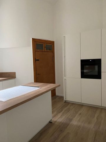 Teilgewerblich nutzbar-große 6 Zi Altbauwohnung + Hobbyzimmer - Foto 4