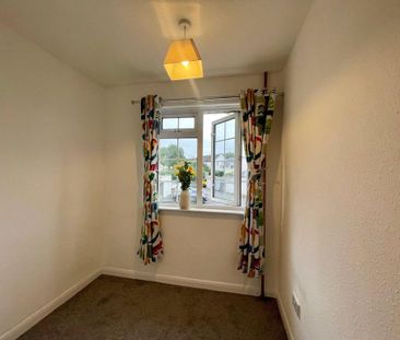 3 bedroom terraced house to rent - Photo 6