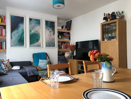 2 Bed Maisonette, Lower Market Street, BN3 - Photo 3