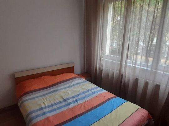 Drumul Taberei, Raul Doamnei, Aleea Istru, 7 min. metrou - Photo 1