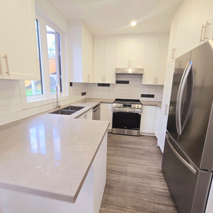 For Lease - 94 Barrington Avenue Unit# Laneway Suite, Toronto, Ontario - Photo 1