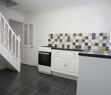 2 bedroom house to rent - Photo 1
