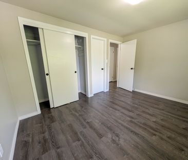 All Inclusive 3 Bedroom Main Unit In Niagara Falls - Photo 4