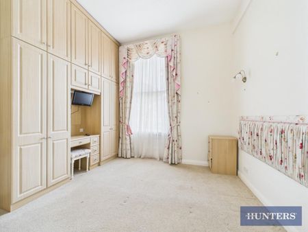 3 bedroom Flat To Let Total Size: 1053 SQ FT - Photo 5