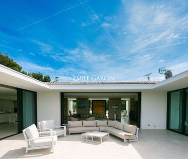 Villa ultra moderne à La Cadière d'Azur, vue mer - Photo 1