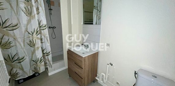 Location Appartement 1 pièce 21m² - Photo 2