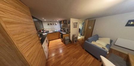 1 bedroom flat to rent - Photo 4