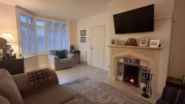 3 bedroom semi-detached house to rent - Photo 1