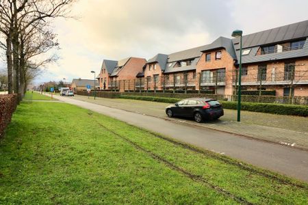 Lichtrijk appartement met 2 slpks en 2 terrassen voor 875 EUR/mnd - Foto 4