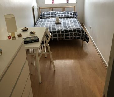 Room in a Shared House, Marlborough Avenue, E8 - Photo 5
