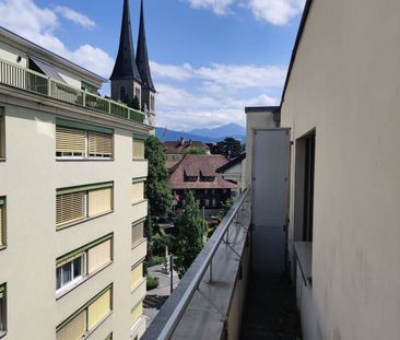 3.5 Zimmer, 75 m², 6. Stock - Foto 4