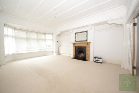 5 bedroom semi-detached house to rent - Photo 3