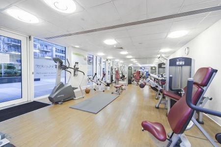 3 bedroom apartment to rent - Photo 2