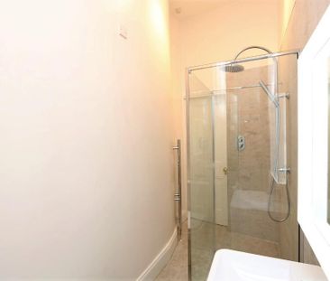 3 bedroom flat to rent - Photo 1