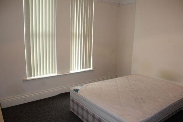 4 bedroom house to rent - Photo 1