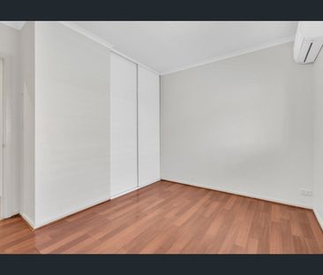 Spacious 3 Bedroom Home! - Photo 4