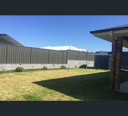12 Stainfield Drive, Inverell, NSW 2360 - Photo 2