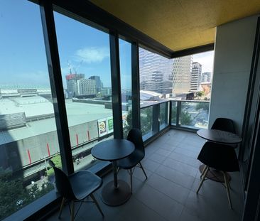 712/220 Spencer Street, Melbourne - Photo 1