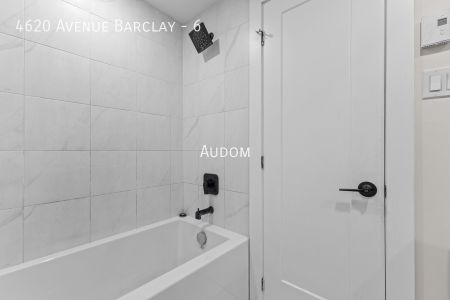 4620 Avenue Barclay - 6 - Photo 3