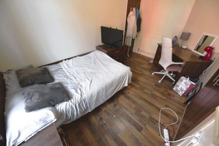 4 bedroom house to rent - Photo 5