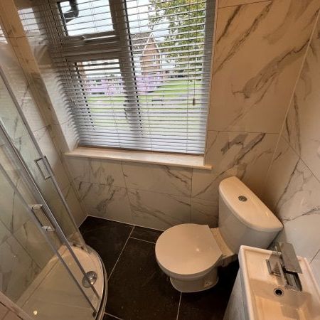 horley 0 bedroom house share to rent - Photo 1