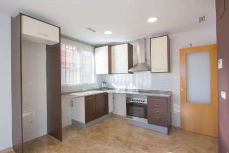 Incredible apartment in Massalfassar - Photo 4