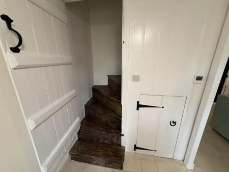 2 bedroom semi-detached house to rent - Photo 4