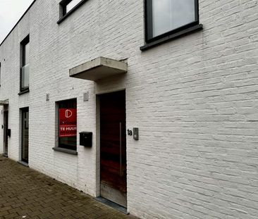 Stijlvol nieuwbouwappartement te huur - Photo 2