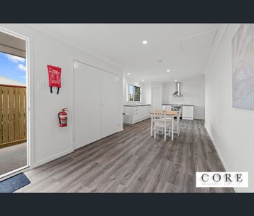 30 Enright Street, Oxley, Qld 4075 - Photo 4