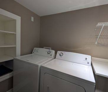 For Lease - 747 REDTAIL Court, London North, Ontario - Photo 1