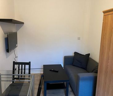 1 Bed Flat, Bath Street, NG1 - Photo 4
