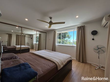 Beautifully Presented, Family Home! - Photo 5