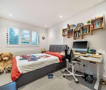 Connaught Road, Camberley, Surrey, GU15 - Photo 5