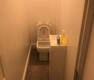Room in a Shared House, Bengal Road, IG1 - Photo 1