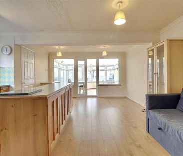 Kilmiston Drive, Fareham, PO16 - Photo 4