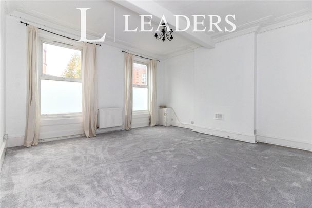 2 bedroom apartment to rent High Street, Sutton, SM1 - Photo 1
